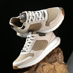 men solid beige lace up shoe